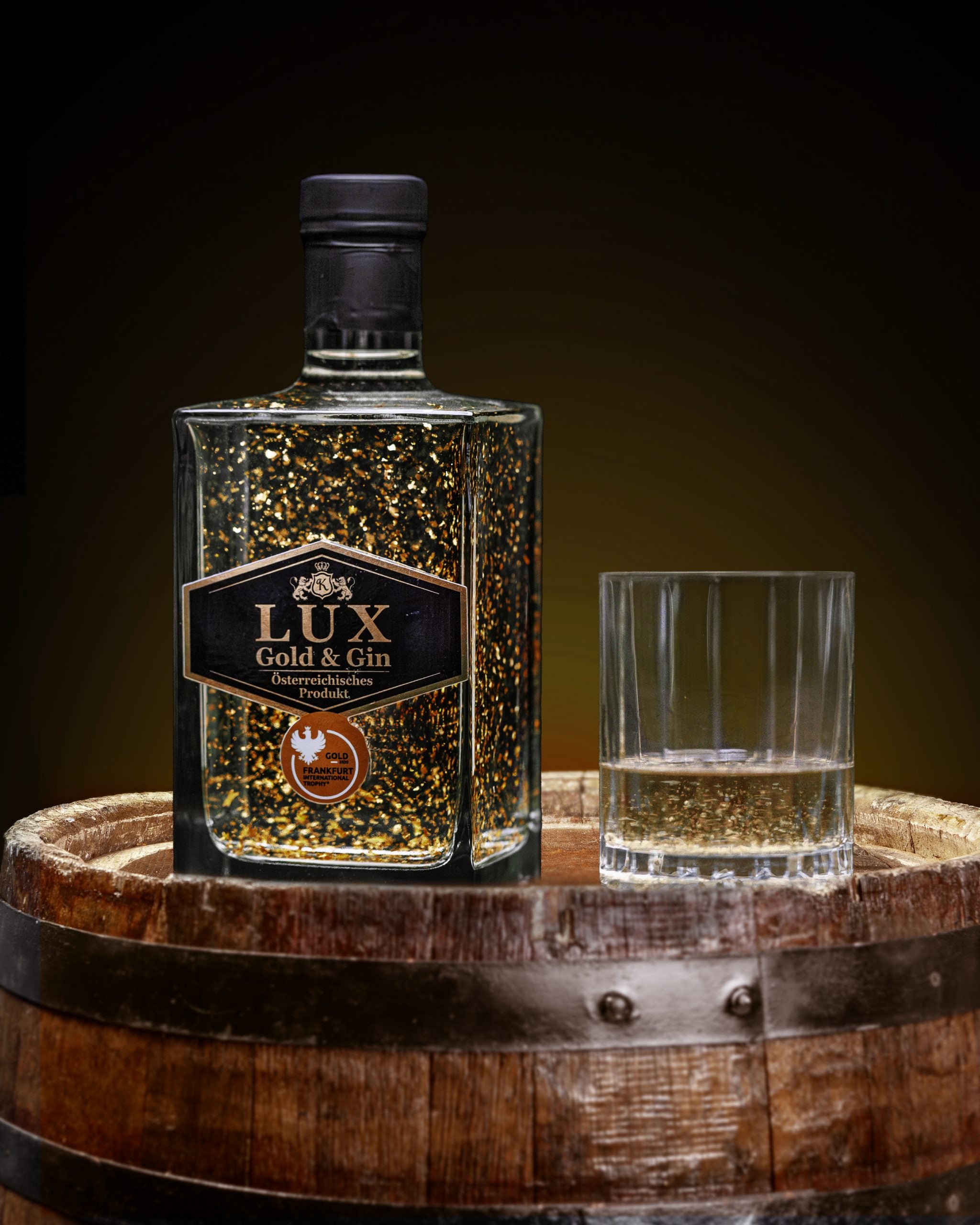 LUX Gold & Gin